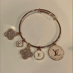 Brand new upscale Louie Vuitton bracelet